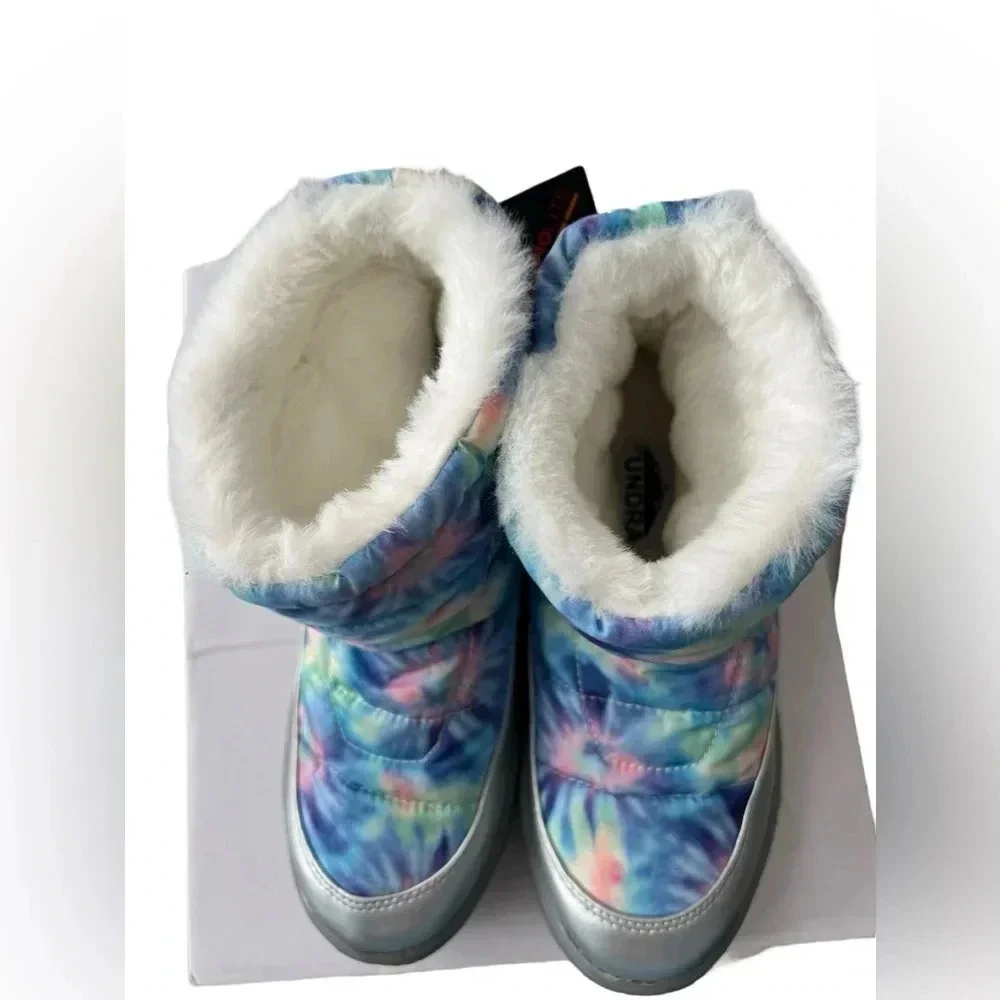 NIB Tundra Bethel Rainbow Little Kid Snow Boots size 2